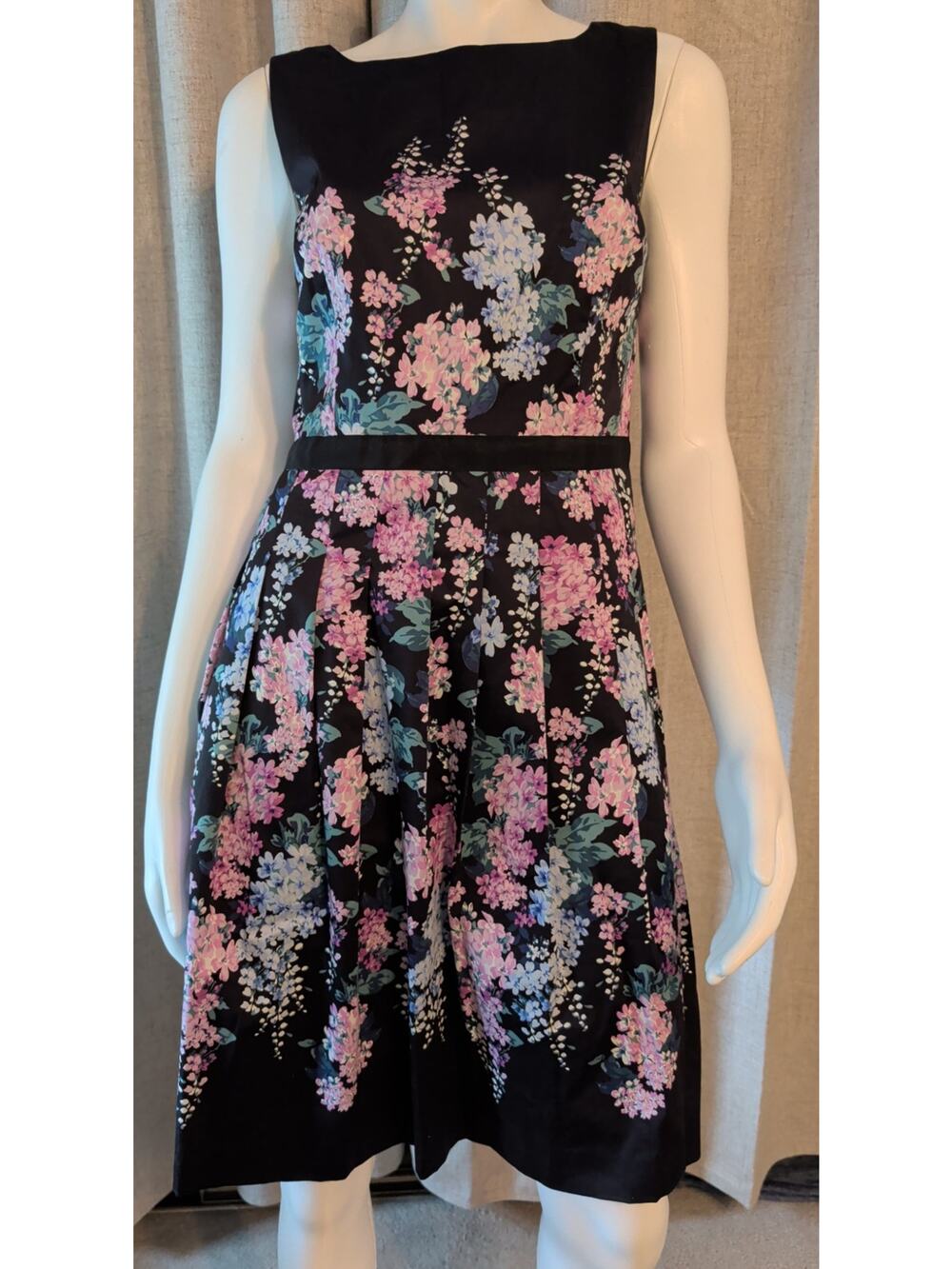 RSVP By Talbot's Black Floral A-Line Sleeveless Dress 6 Petite Pleated Back Zip